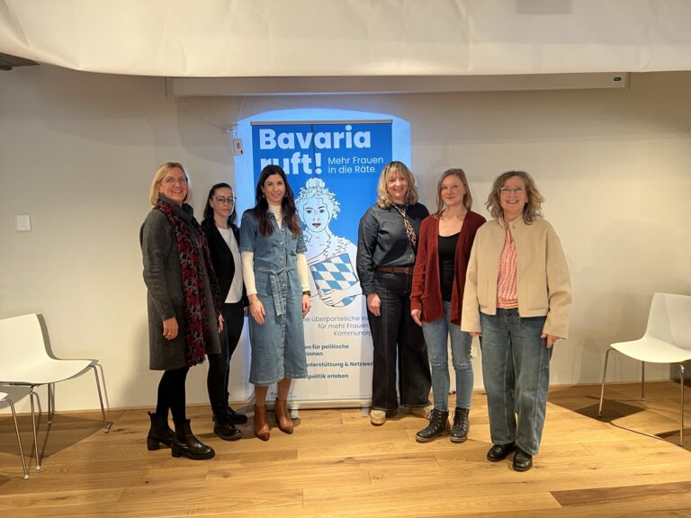 „Bavaria ruft!“  – Mehr Frauen für die Kommunalpolitik gewinnen